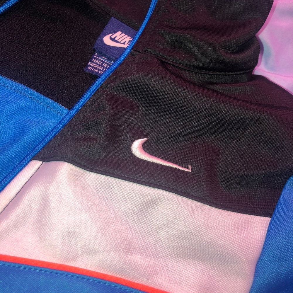 Child’s Nike zip up